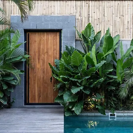 New Luxe 3Br Beach Villa I Soundproof I Kids Stay Free I Huge Parking I 7 M Pool Canggu  Exterior photo